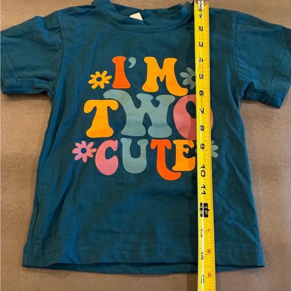 Kids' Teal 'I'm Two Cute' Graphic Tee size 2/3 - Picture 6 of 6